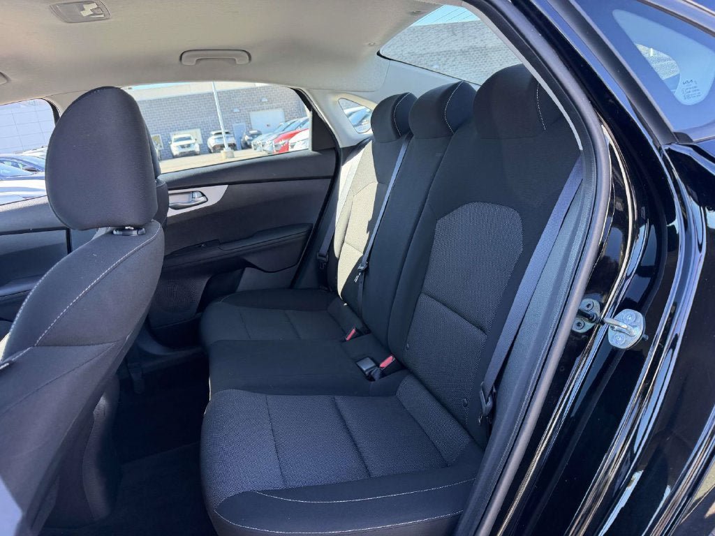 Used 2024 Kia Forte LXS FWD image 12