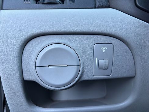 Used 2011 Hyundai Accent GLS image 19