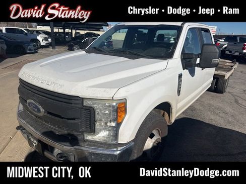 Used 2017 Ford F350 XL w/ Power Equipment Group image 1