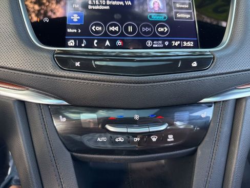 Used 2024 Cadillac XT5 Premium Luxury image 40