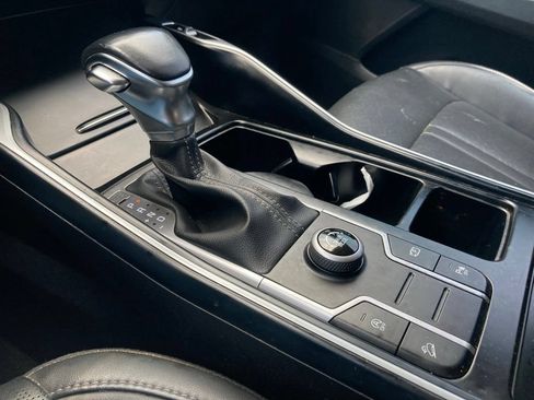 Used 2022 Kia Sorento S FWD image 26