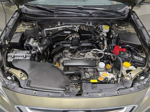 Used 2022 Subaru Outback Premium image 14