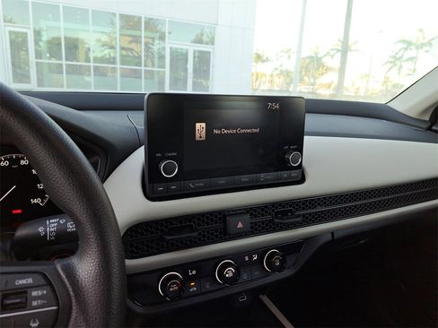 Used 2024 Honda HR-V LX image 21