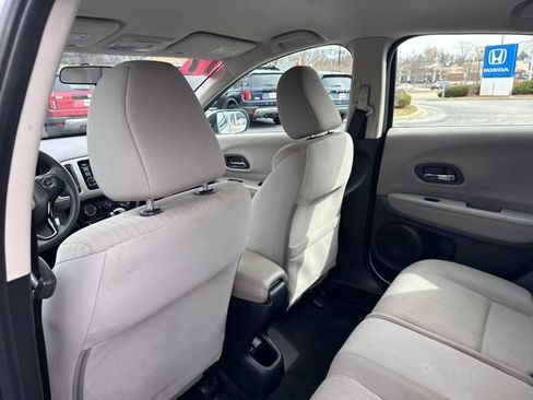Used 2017 Honda HR-V LX image 20