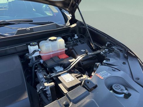 Used 2023 Chevrolet Traverse Premier image 48