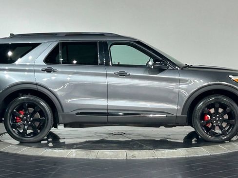Used 2023 Ford Explorer ST w/ Equipment Group 401A AWD/4WD image 11