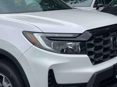 Certified 2023 Honda Passport TrailSport image 9