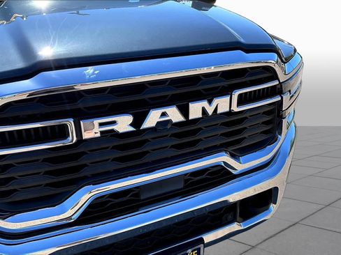 Used 2025 RAM 2500 Big Horn AWD/4WD image 29