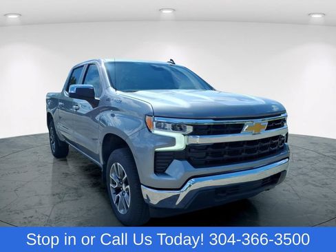 Used 2024 Chevrolet Silverado 1500 LT AWD/4WD image 2