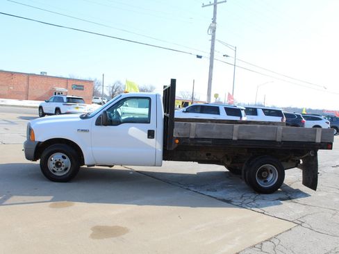 Used 2005 Ford F350 XL image 12