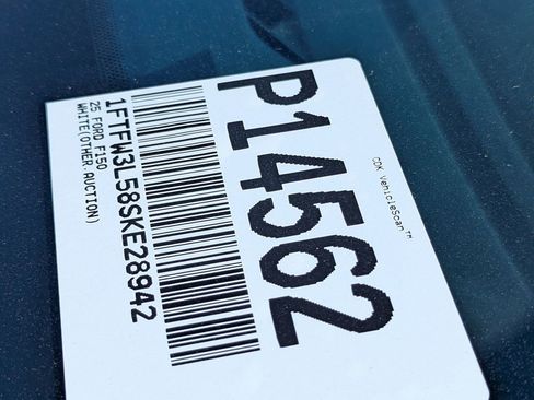 Used 2025 Ford F150 XLT w/ Equipment Group 301A Standard image 5