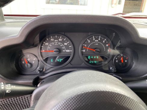 Used 2008 Jeep Wrangler X image 32