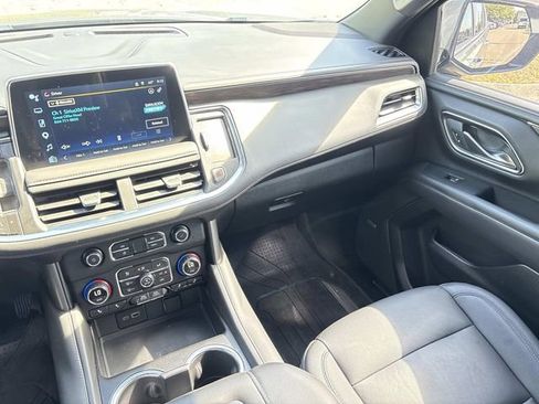 Used 2023 Chevrolet Tahoe LT w/ Luxury Package AWD/4WD image 15