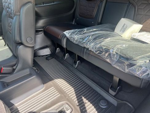 New 2026 Nissan Armada Platinum image 18