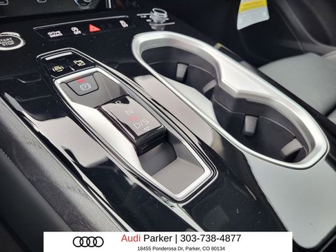 New 2026 Audi A6 Premium Plus AWD/4WD image 18