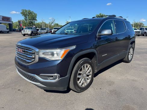 Used 2017 GMC Acadia SLE AWD/4WD image 1