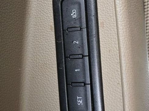 Used 2019 GMC Yukon XL SLT RWD image 15