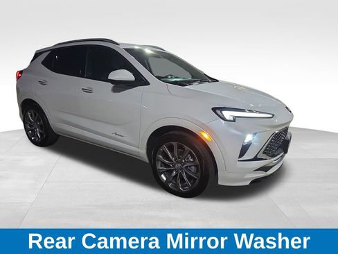 Used 2024 Buick Encore GX Avenir w/ Avenir Technology Package image 8