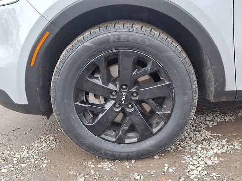 Used 2023 Kia Sorento S w/ Panoramic Sunroof Package image 32