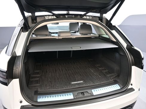 Used 2025 Land Rover Range Rover Velar S image 28