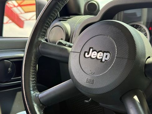 Used 2009 Jeep Wrangler Unlimited Rubicon w/ Trailer Tow Group AWD/4WD image 16