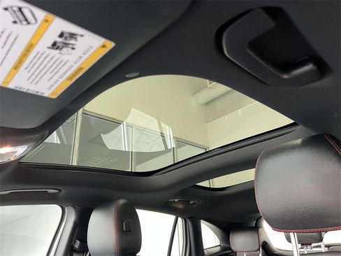 Used 2022 Mercedes-Benz GLA 35 AMG 4MATIC image 21