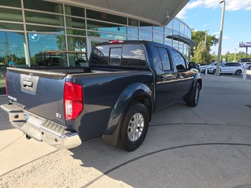 Used 2019 Nissan Frontier SV w/ Value Truck Package image 7