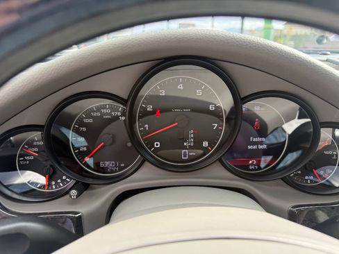 Used 2012 Porsche Panamera 4 image 21