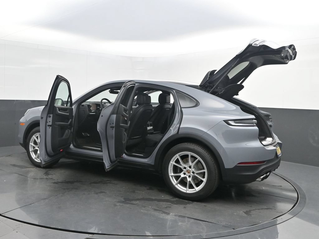 Certified 2026 Porsche Cayenne Coupe AWD/4WD image 40