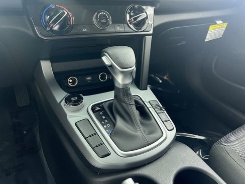 New 2026 Kia Seltos LX image 22