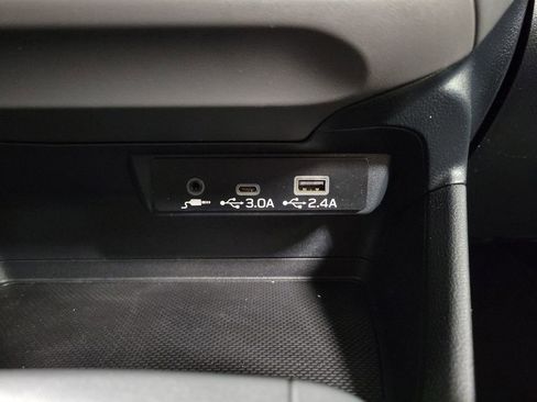 Used 2024 Subaru Crosstrek 2.0i Premium image 19