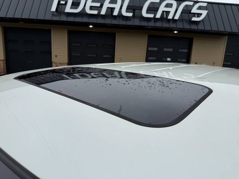 Used 2017 Honda Odyssey EX-L image 13