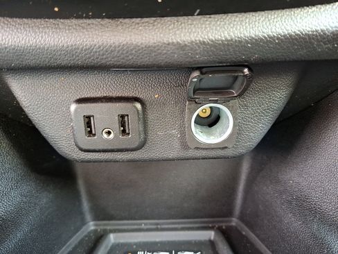 Certified 2023 Chevrolet Traverse LT image 26