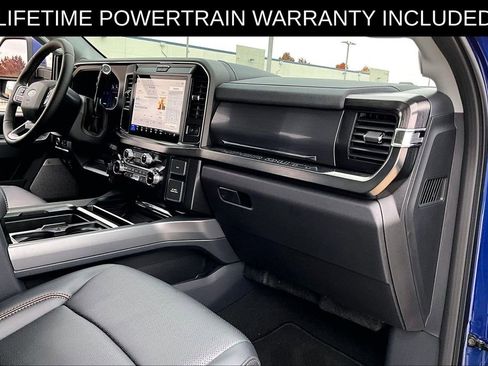 Used 2026 Ford F450 Lariat w/ FX4 Off-Road Package image 21