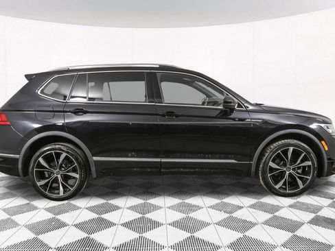 Used 2024 Volkswagen Tiguan SEL R-Line image 15