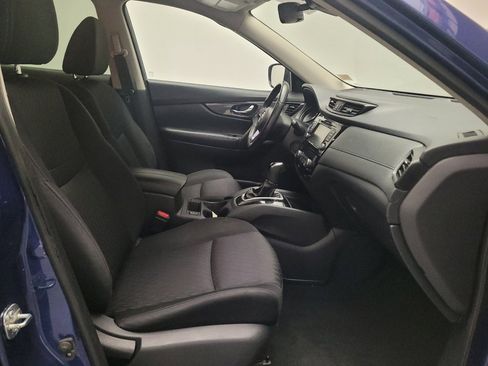 Used 2019 Nissan Rogue SV FWD image 21