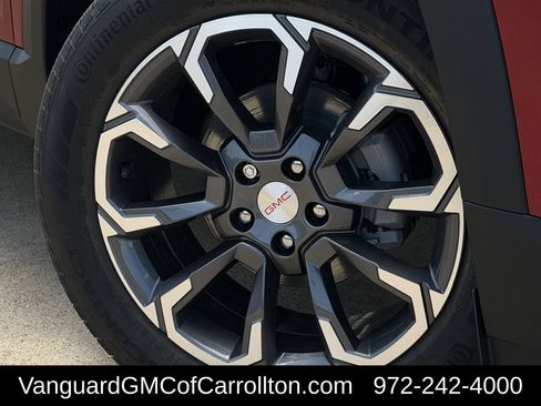 New 2027 GMC Terrain Elevation w/ Elevation Premium Package FWD image 9