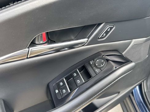 Used 2024 MAZDA CX-30 AWD 2.5 S w/ Preferred Package image 18