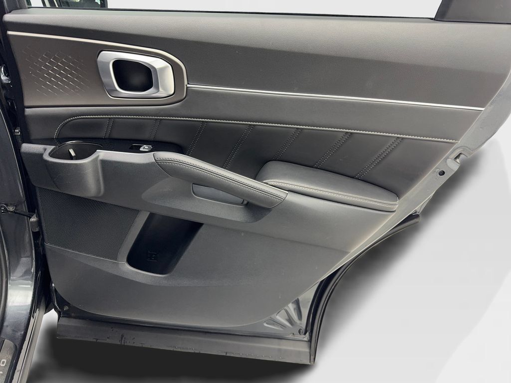 Used 2024 Kia Sorento SX FWD image 47