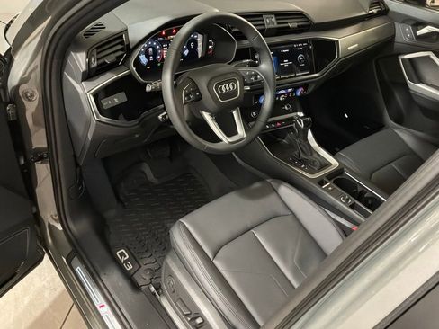 New 2025 Audi Q3 2.0T Premium image 16