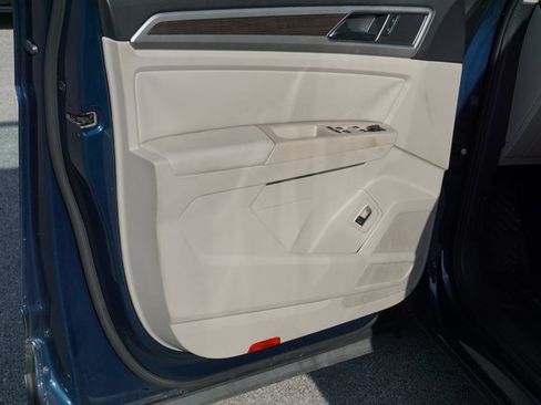 Used 2018 Volkswagen Atlas SE image 23