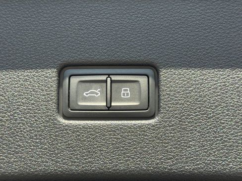 Used 2024 Audi SQ8 Premium Plus w/ Executive Package AWD/4WD image 15