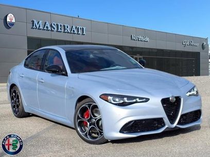 New 2025 Alfa Romeo Giulia w/ Veloce Package Rwd