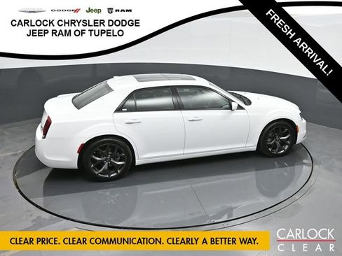 Used 2023 Chrysler 300 S image 58