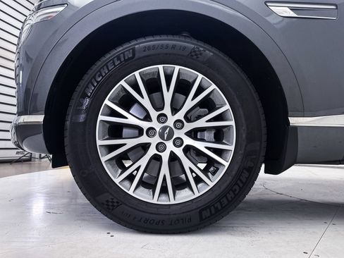Used 2022 Genesis GV80 2.5T w/ Advanced Package 03 RWD image 16