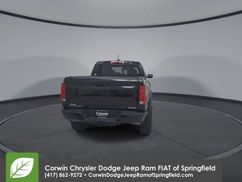 Used 2024 Chevrolet Colorado ZR2 w/ ZR2 Convenience Package III image 13