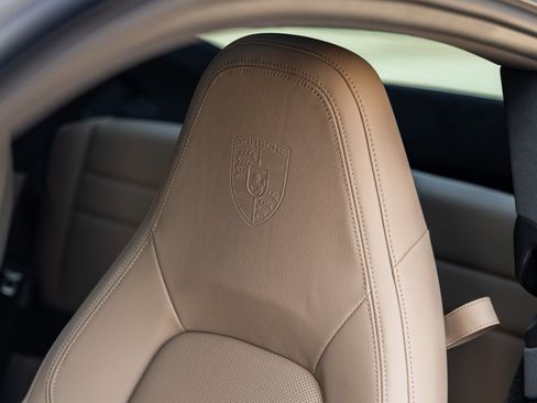 Certified 2024 Porsche 911 Carrera image 28