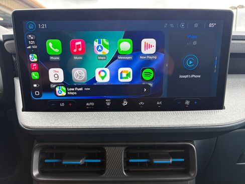 Used 2025 Ford Maverick XLT image 14