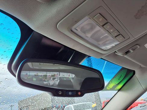 Used 2014 Chevrolet Cruze LT image 12