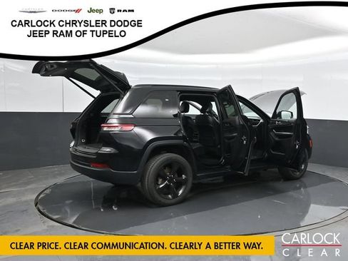 Used 2023 Jeep Grand Cherokee Altitude AWD/4WD image 53